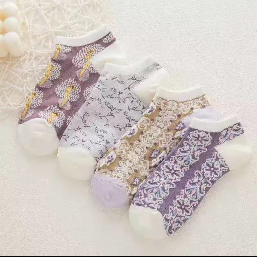 SET of 4 Pairs Floral Ankle Socks